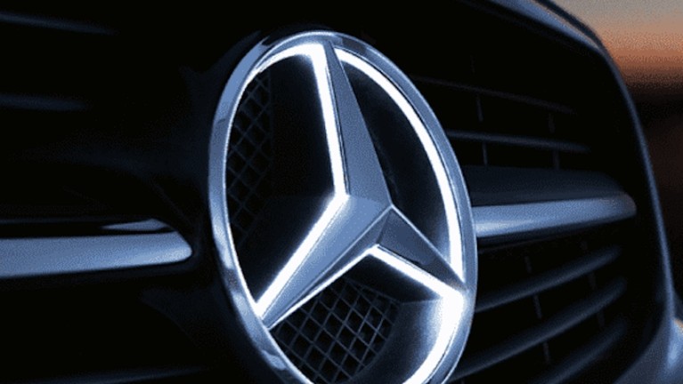 Mercedes-Benz Q3 Profitability Impacted by Market Dynamics While Preserving Solid Cash Generation