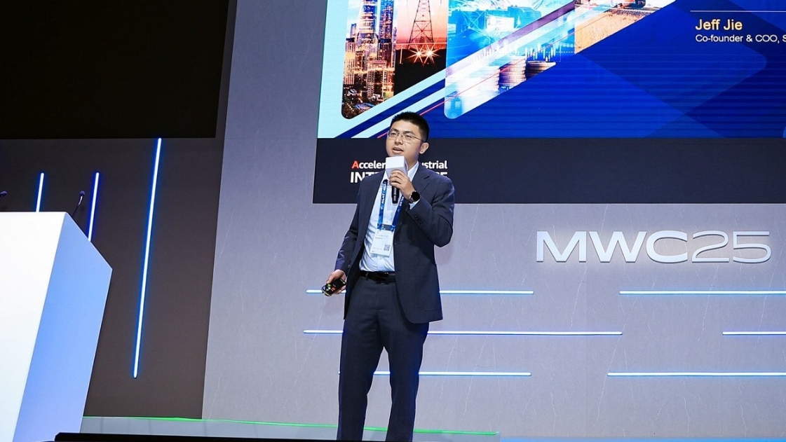 Speakly AI Unveils LLM-Powered Banking Solutions at MWC 2025