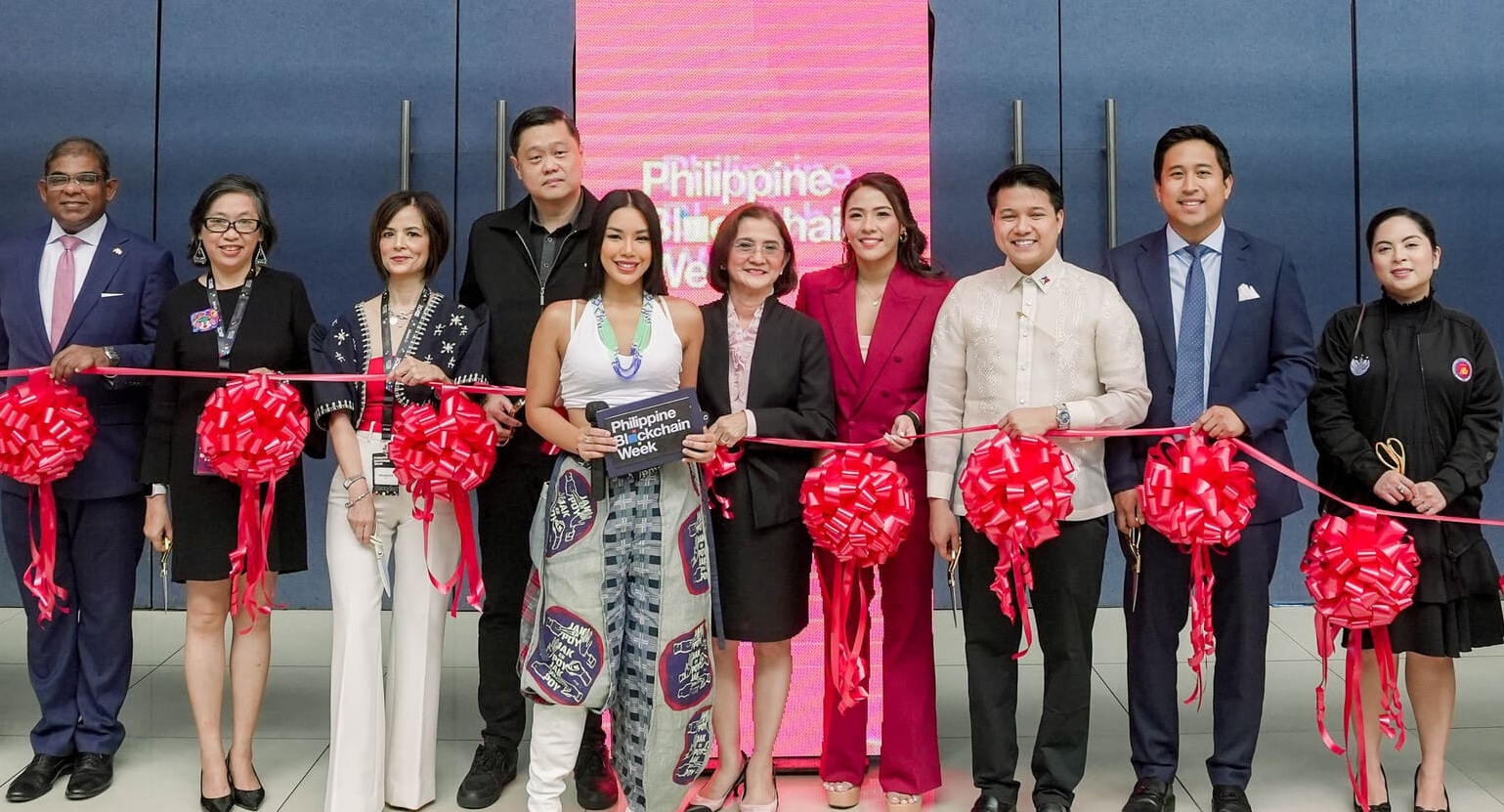 Crypto Circus 2025: Philippine Blockchain Week Ends in Confetti, Punches, and Delusions of Global Greatness