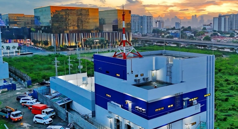 Meralco Unveils Glorified Giant Extension Cord in ASEANA