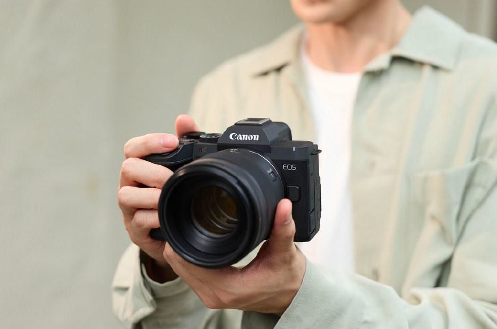 EOS R8 Mark II with RF45mm f1.2 STM