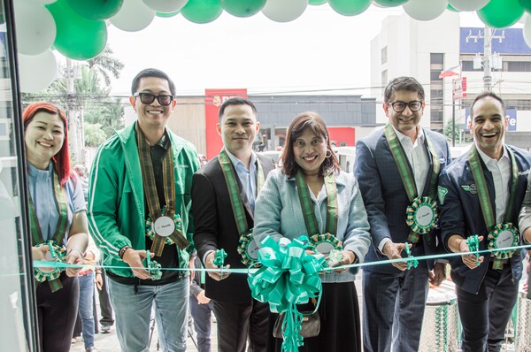 What Manulife Philippines’ growth in Negros and Central Luzon means for local customers